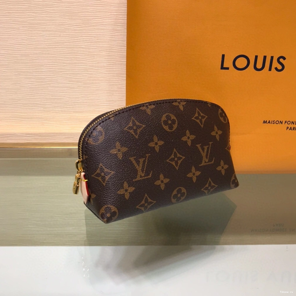Affordable VUITTON LOUIS COSMETIC POUCH 0723